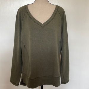 Women’s Lululemon pullover sweatshirt size 12 Olive Green